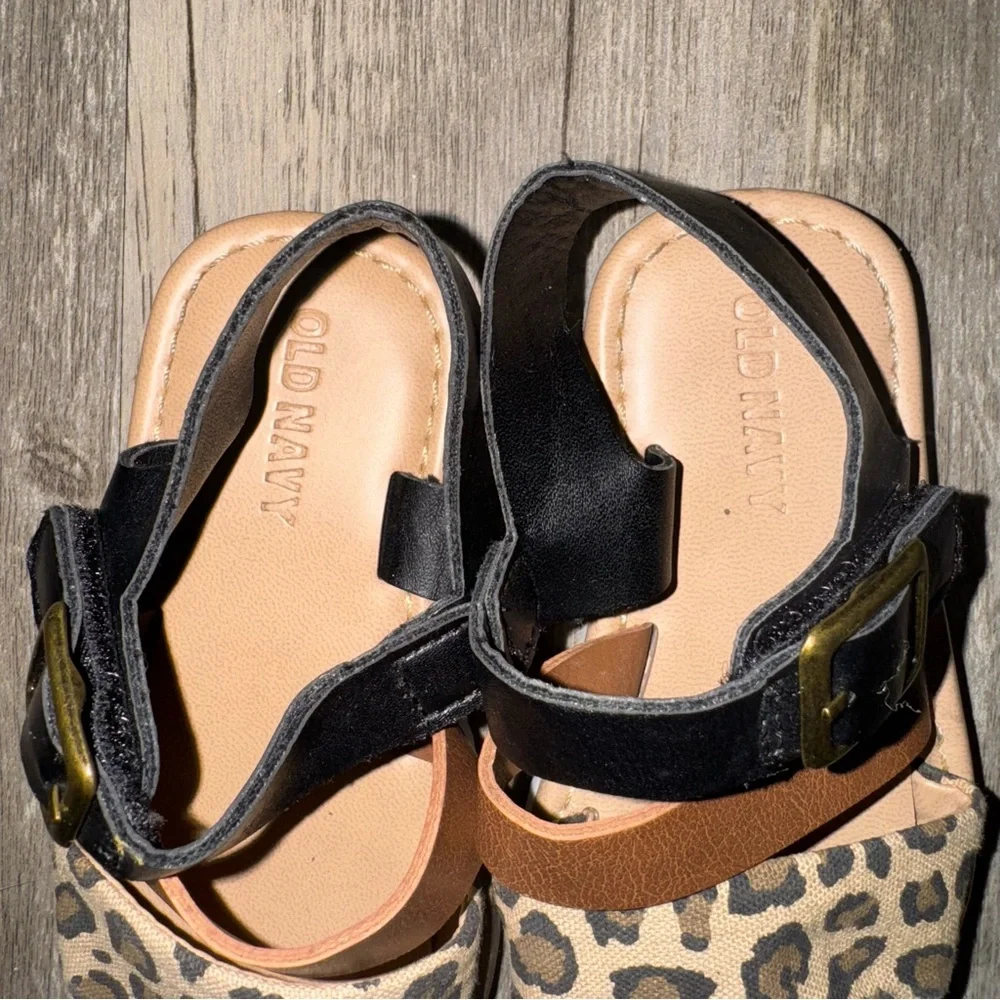Old Navy Kids Sandals with Leopard Print and Black Straps